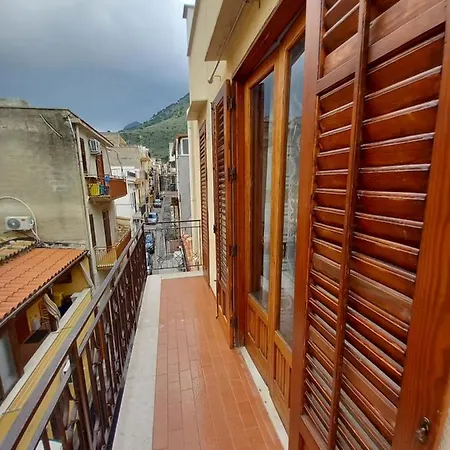 Palazzo Aurora Apartment *