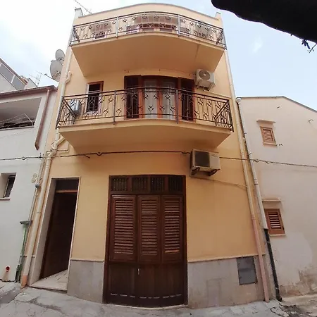 Palazzo Aurora Apartment *